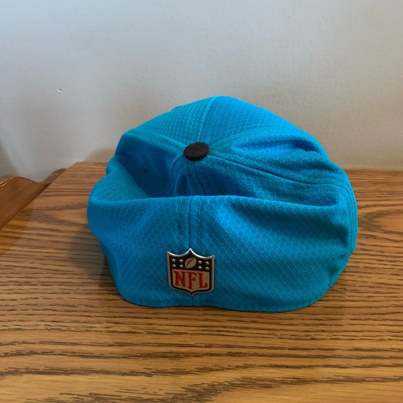 Carolina Panthers Hat Small/ Medium New Era  Stretch Fit - Picture 4 of 6